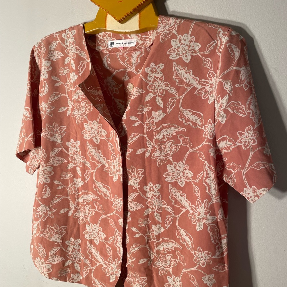 VINTAGE 90s button up